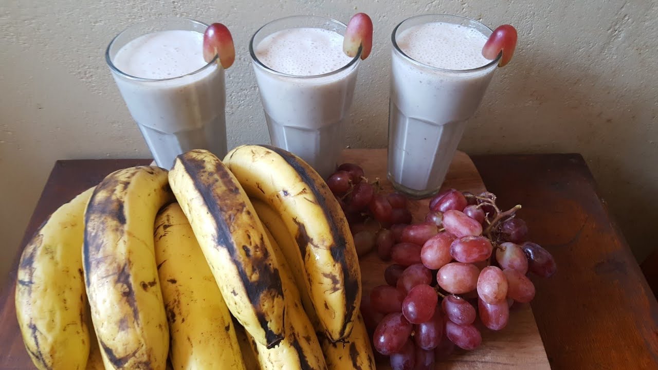 Savor the Sweetness of Seedless Grapes and Banana in This Refreshing Smoothie