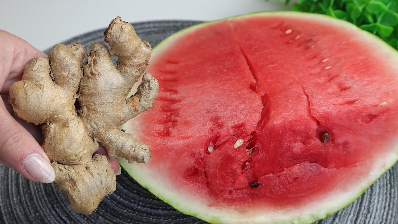 Quench Your Thirst with Sweet and Refreshing Watermelon Juice!